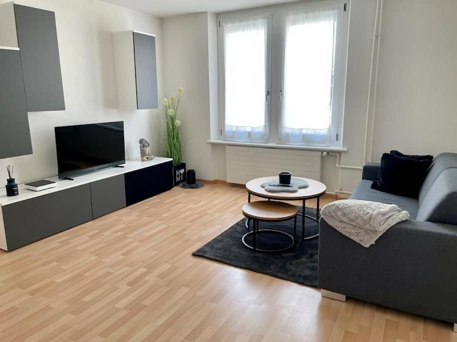 Gemuetliche Wohnung An Bester Lage Im Kreis 4 Zurich Bagian luar foto